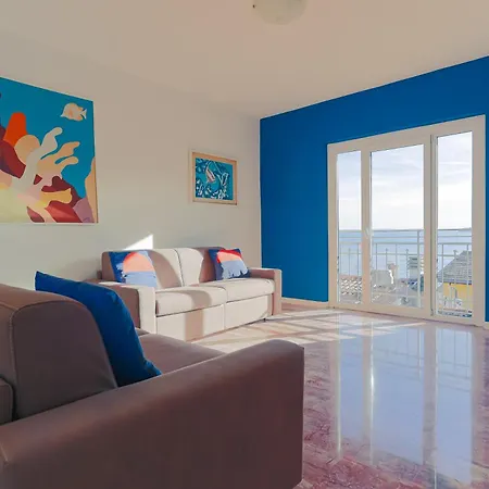 Apartment Lake View Gardone Riviera